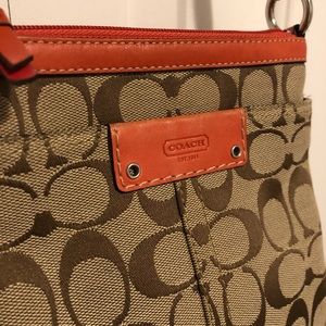 Coach Signature Print Swing Pack - crossbody